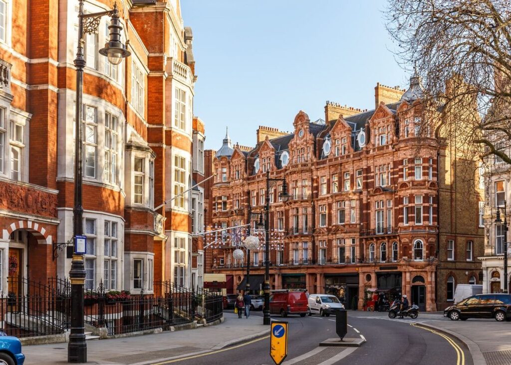 weekend-mayfair.jpg