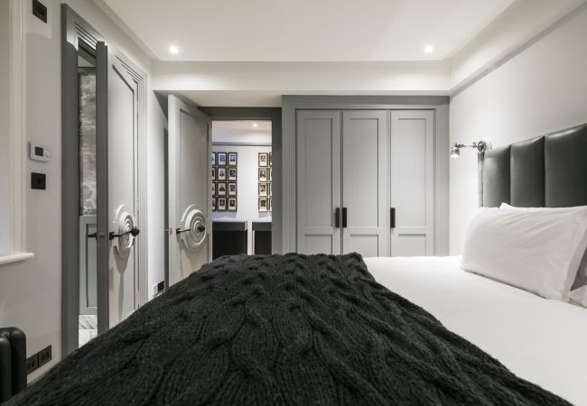 Apartment in London - The Hanover Suite Apartment in London - The Hanover Suite