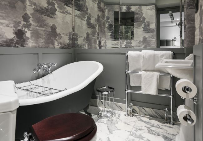 Apartment in London - The Hanover Suite Apartment in London - The Hanover Suite