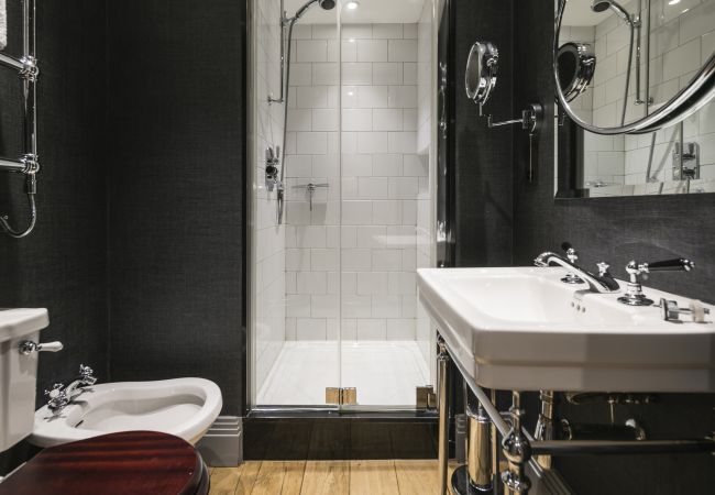 Apartment in London - The Hanover Suite Apartment in London - The Hanover Suite