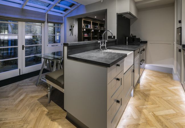 Apartment in London - The Hanover Suite Apartment in London - The Hanover Suite