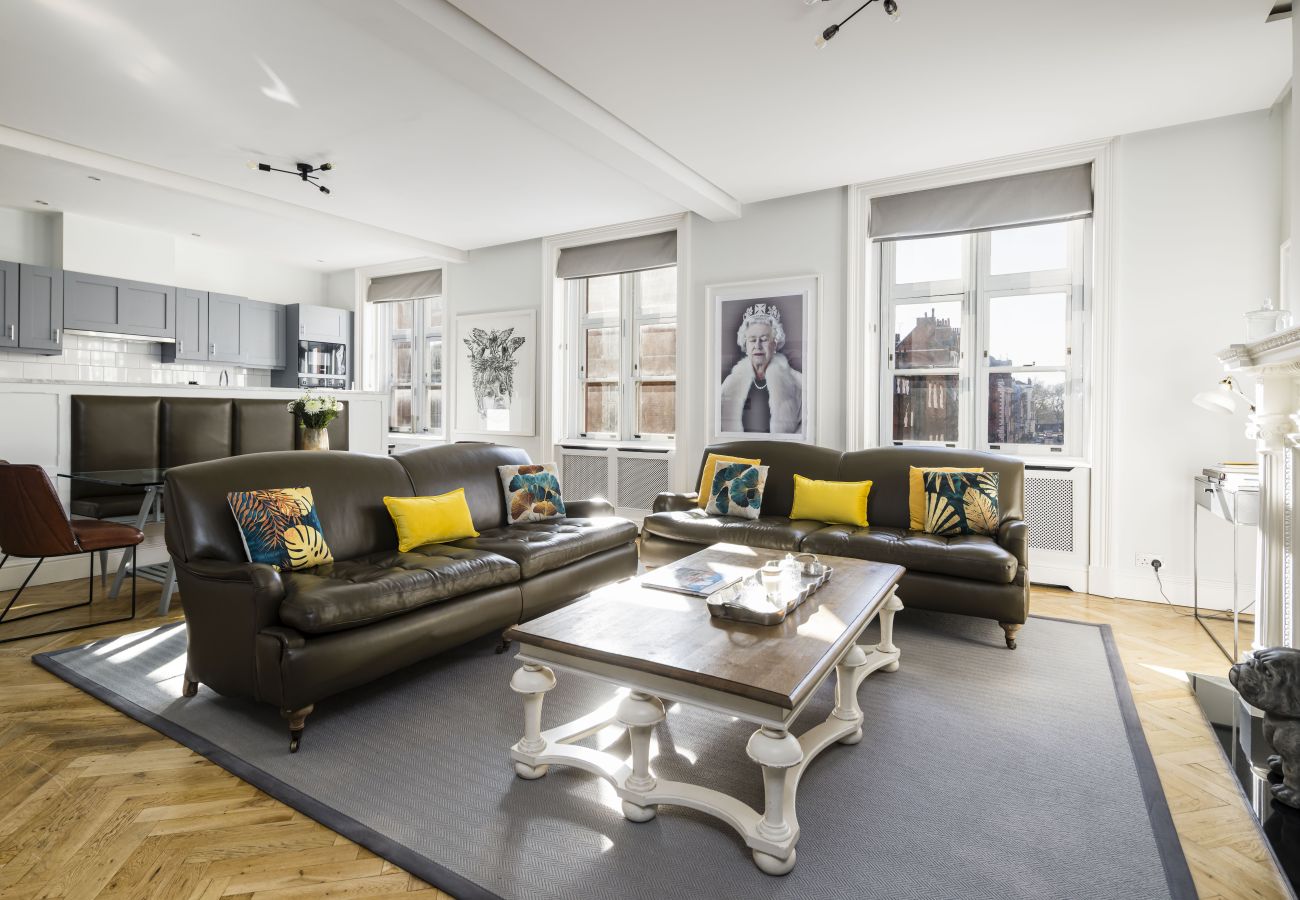 Apartment in London - The Connaught Suite Apartment in London - The Connaught Suite