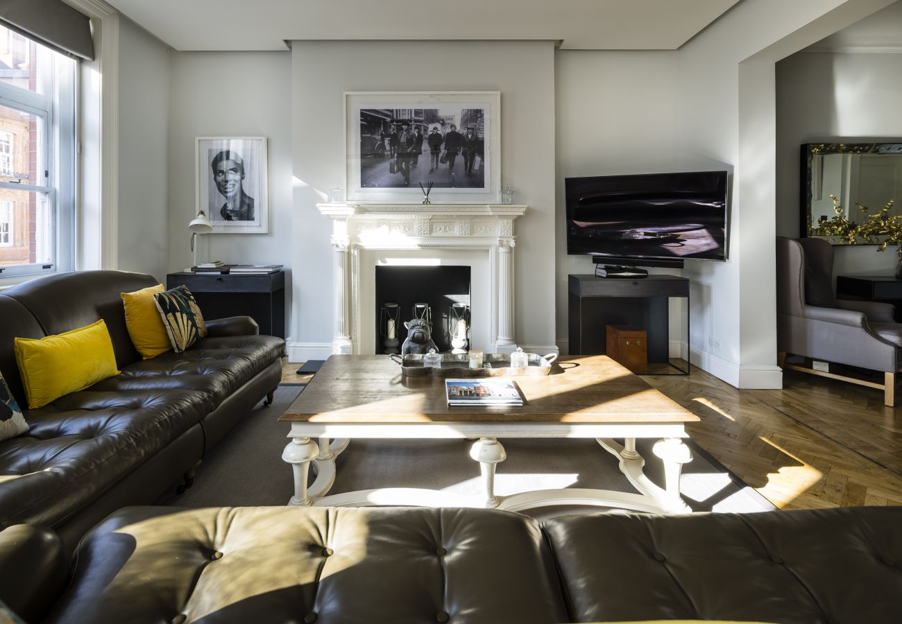 Apartment in London - The Connaught Suite Apartment in London - The Connaught Suite