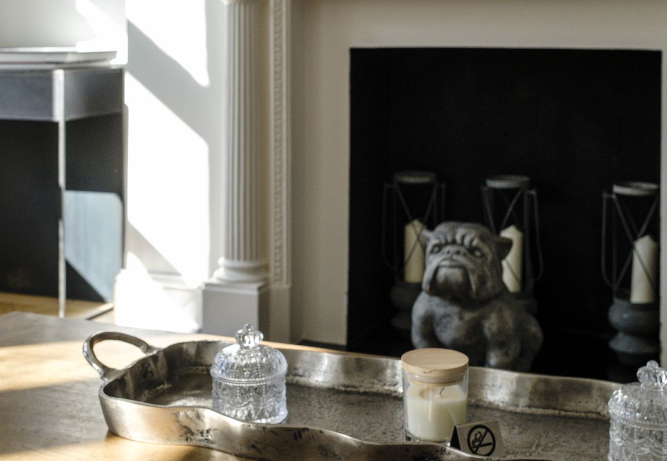 Apartment in London - The Connaught Suite Apartment in London - The Connaught Suite