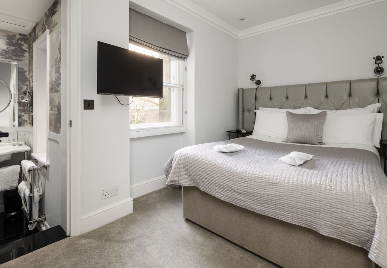 Apartment in London - The Connaught Suite Apartment in London - The Connaught Suite