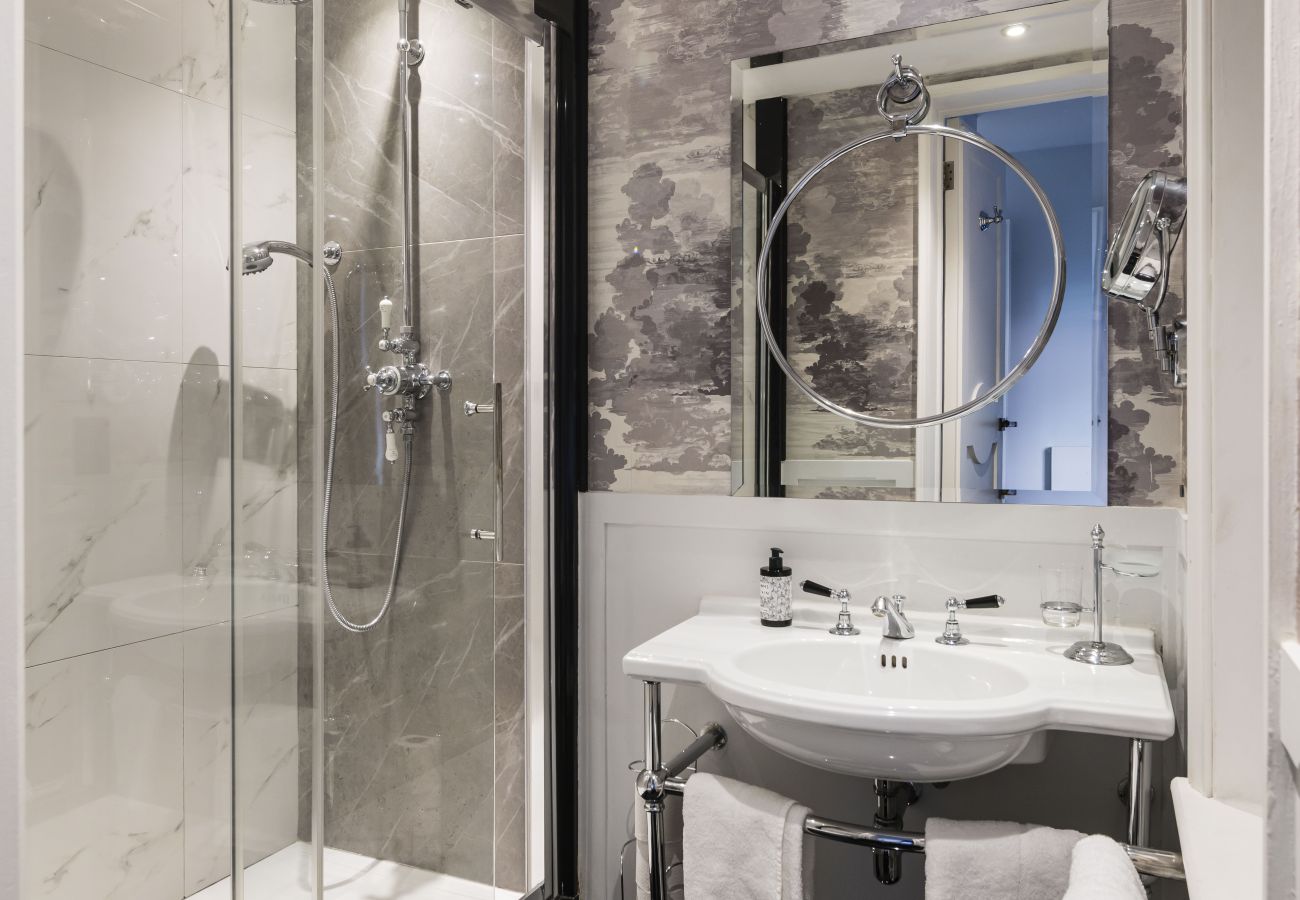 Apartment in London - The Connaught Suite Apartment in London - The Connaught Suite