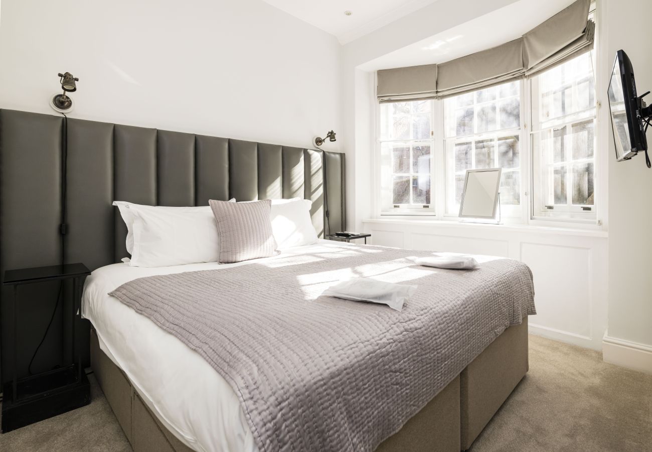 Apartment in London - The Connaught Suite Apartment in London - The Connaught Suite