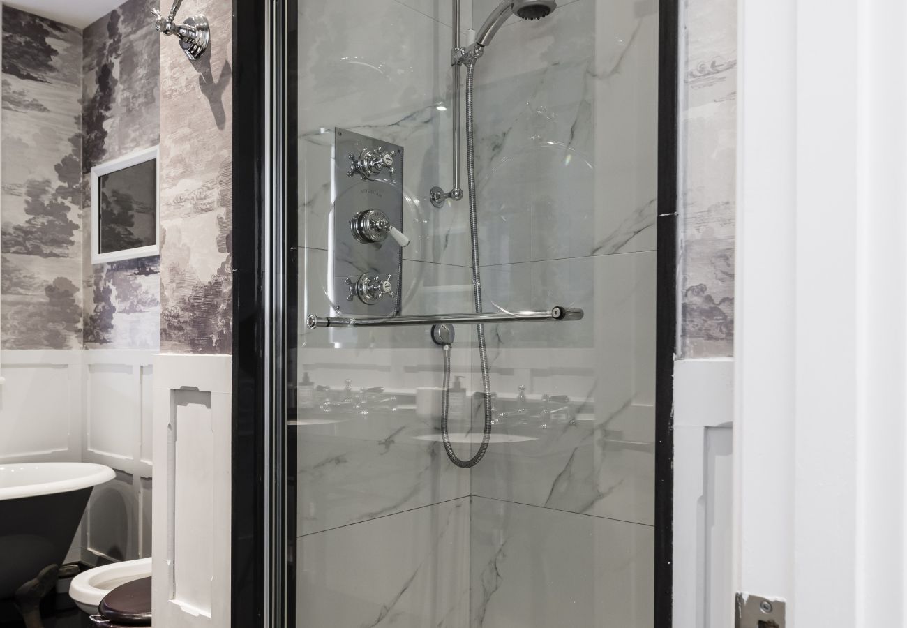 Apartment in London - The Connaught Suite Apartment in London - The Connaught Suite