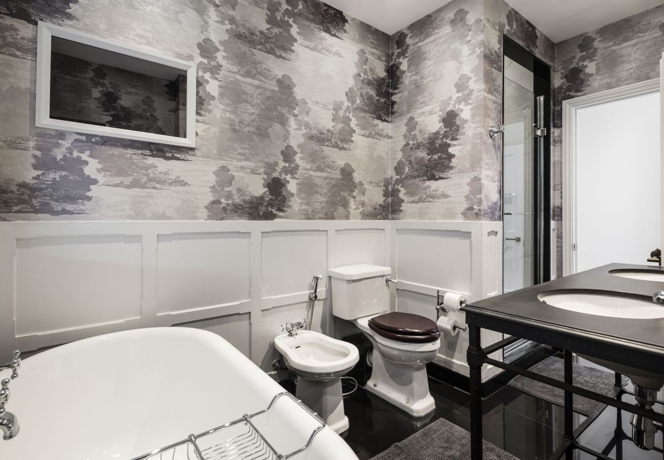 Apartment in London - The Connaught Suite Apartment in London - The Connaught Suite