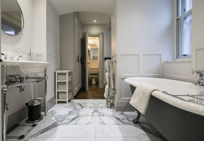 Apartment in London - The Marlborough Suite Apartment in London - The Marlborough Suite