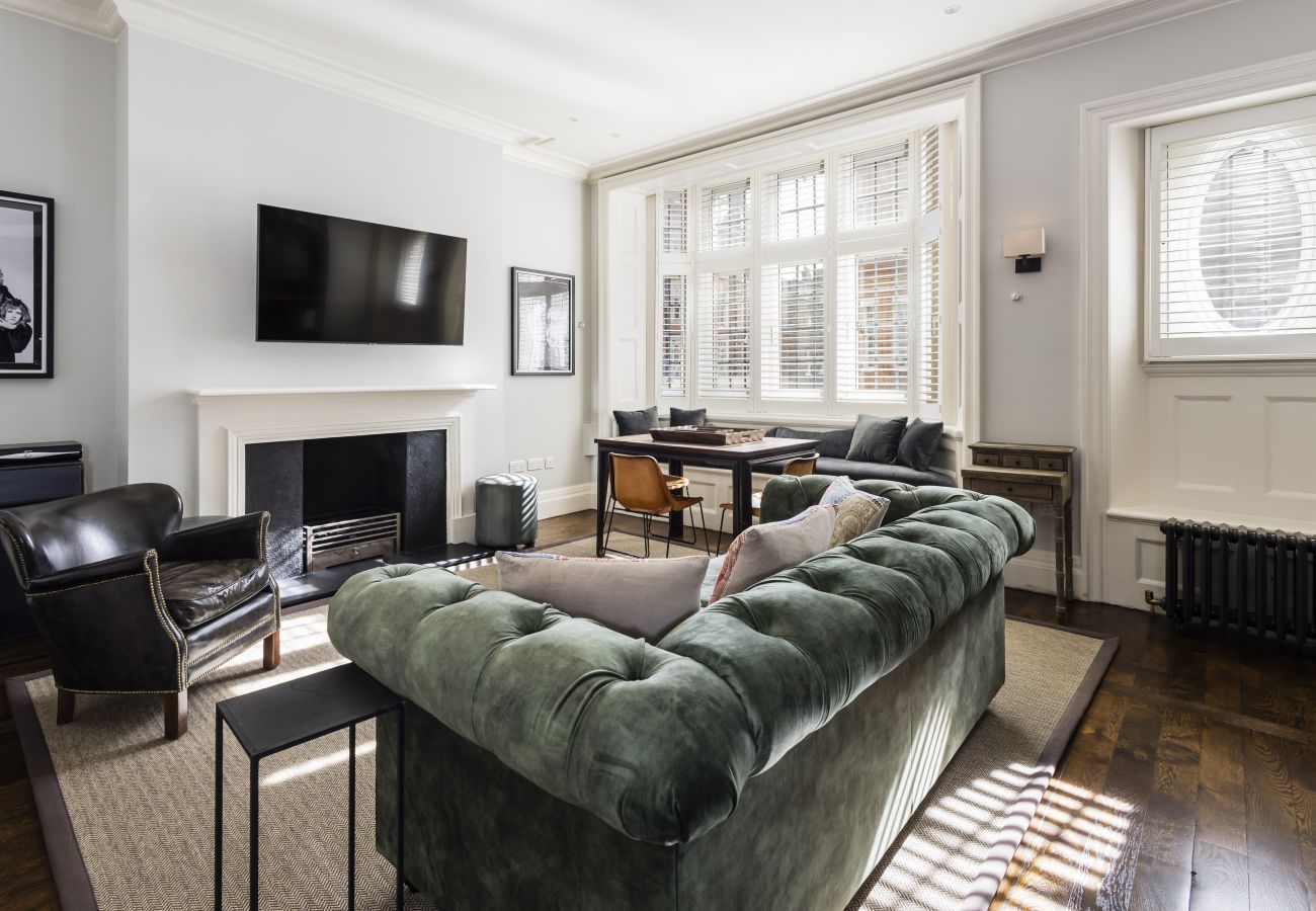 Apartment in London - The Berkeley Square Suite