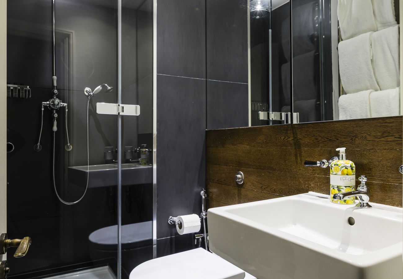 Apartment in London - The Grosvenor Square Penthouse Apartment in London - The Grosvenor Square Penthouse