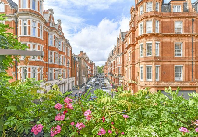 Apartment in London - The Mayfair Rectory Apartment in London - The Mayfair Rectory